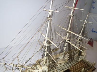 Lot 225 - AN ATTRACTIVE EARLY 19TH CENTURY FRENCH, NAPOLEONIC PRISONER OF WAR, BONE SHIP MODEL FOR A FIRST-RATE SHIP OF THE LINE