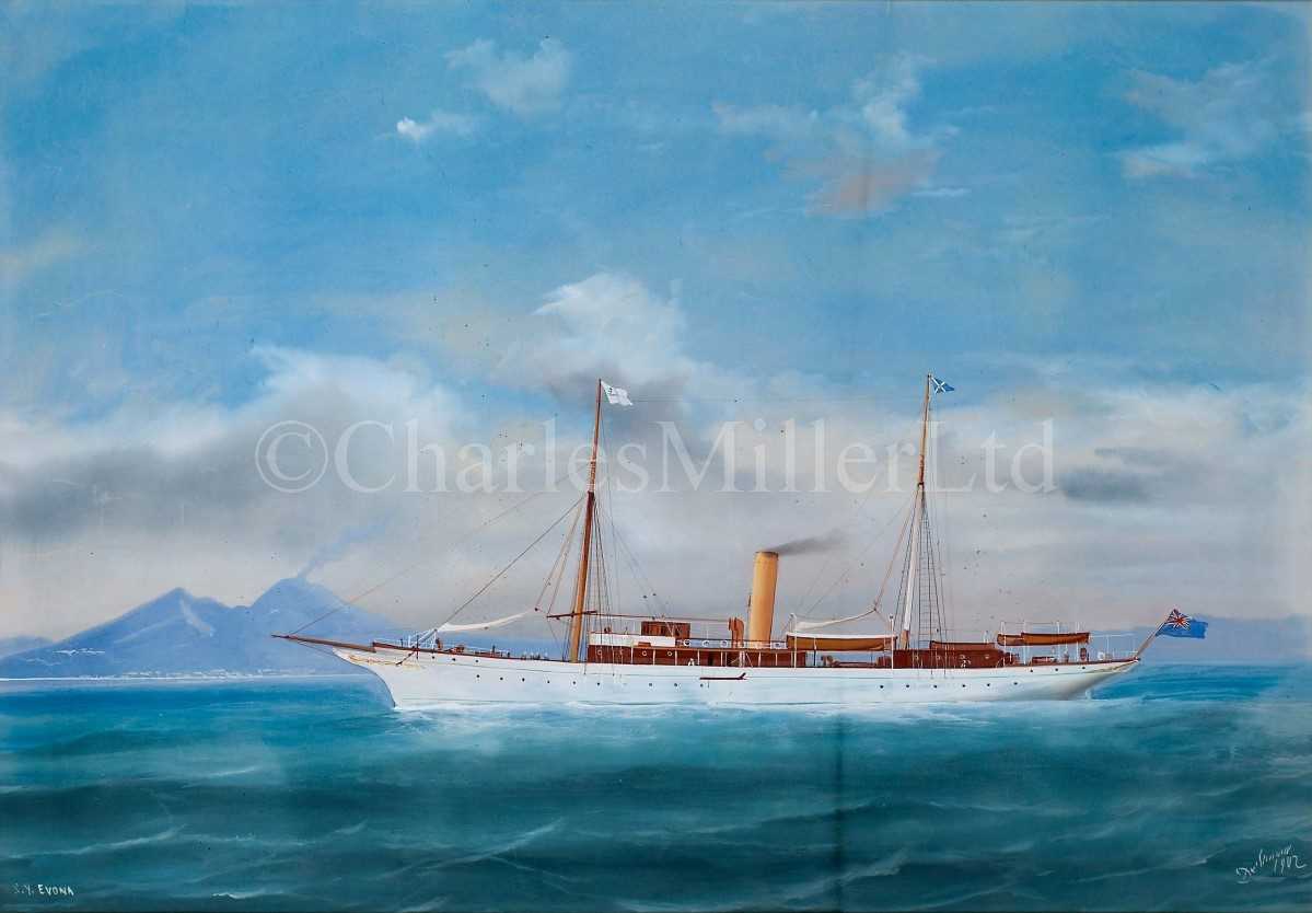 Lot 59 - ANTONIO DE SIMONE (1851-1907) - S.Y. 'EVONA' IN THE BAY OF NAPLES