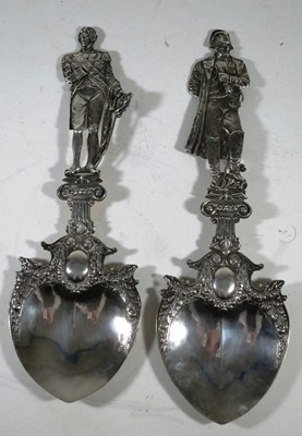 Lot 139 - A PAIR OF SILVER COMMEMORATIVE CAKES SLICES FOR NELSON AND WELLINGTON