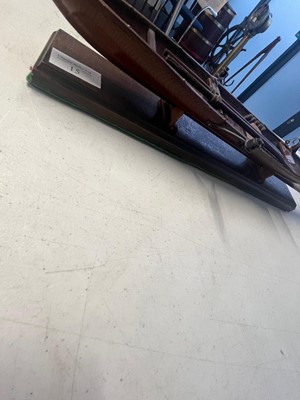 Lot 15 - A 19TH CENTURY MODEL FOR A SINGLE PERSON THAMES ROWING SKIFF