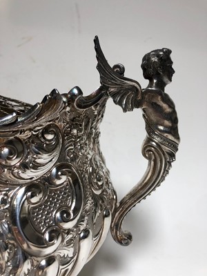 Lot 38 - A VICTORIAN SILVER ROSE BOWL PRESENTED TO THE WORSHIPFUL COMPANY OF SHIPWRIGHTS