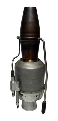 Lot 198 - A MODEL JET ENGINE