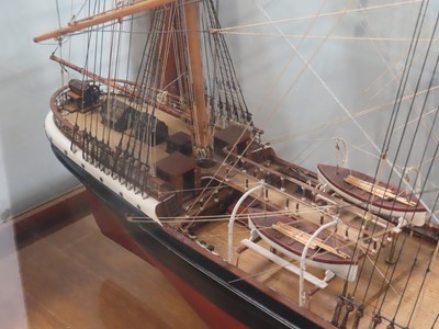 Lot 9 - A 1:60 SCALE BUILDER'S MODEL OF THE WOOL CLIPPER 'SCOTTISH MINSTREL', BUILT BY RICHARDSON, DUCK & CO. LTD, 1877
