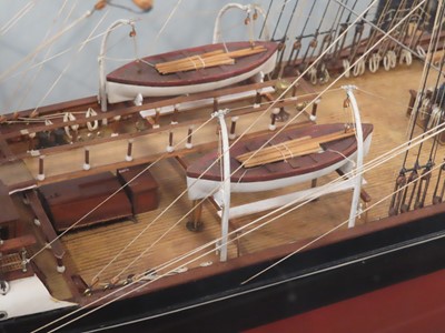 Lot 9 - A 1:60 SCALE BUILDER'S MODEL OF THE WOOL CLIPPER 'SCOTTISH MINSTREL', BUILT BY RICHARDSON, DUCK & CO. LTD, 1877