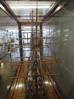 Lot 9 - A 1:60 SCALE BUILDER'S MODEL OF THE WOOL CLIPPER 'SCOTTISH MINSTREL', BUILT BY RICHARDSON, DUCK & CO. LTD, 1877