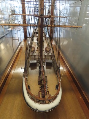 Lot 9 - A 1:60 SCALE BUILDER'S MODEL OF THE WOOL CLIPPER 'SCOTTISH MINSTREL', BUILT BY RICHARDSON, DUCK & CO. LTD, 1877