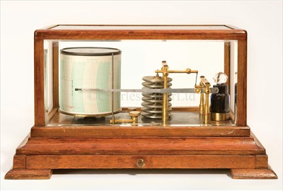 Lot 133 - AN EARLY 20TH-CENTURY BAROGRAPH BY R & J BECK...