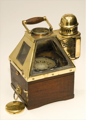 Lot 134 - AN EARLY 20TH-CENTURY WOOD AND BRASS ROYAL...