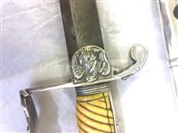 Lot 67 - Ø AN UNIDENTIFIED NAVAL SWORD, THE HILT POSSIBLY CAPTURED DURING THE WAR OF 1812